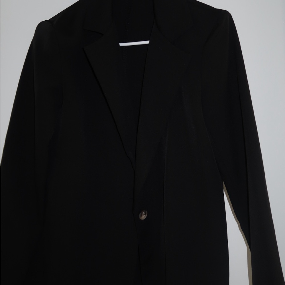 Women’s Oversized Black Blazer - Size 6